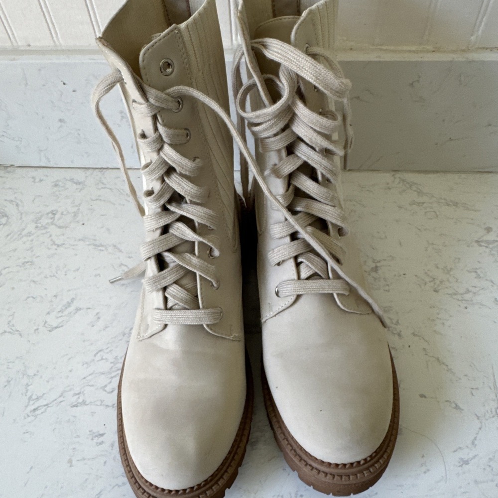 Catherine Malandrino Womens Penty Beige Combat Ankle Boots Size 9.5